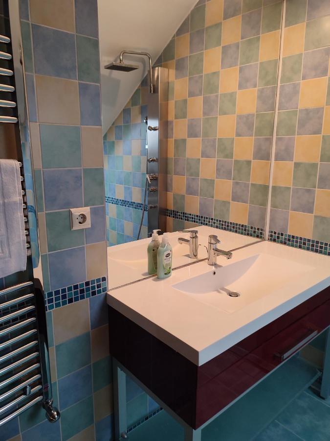 Villa Retro House Mountain View à Braşov Extérieur photo